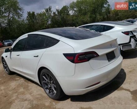Белый Тесла Модель 3, объемом двигателя 0 л и пробегом 27 тыс. км за 19750 $, фото 11 на Automoto.ua