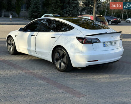 Білий Тесла Модель 3, об'ємом двигуна 0 л та пробігом 188 тис. км за 16500 $, фото 10 на Automoto.ua