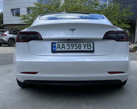 Белый Тесла Модель 3, объемом двигателя 0 л и пробегом 91 тыс. км за 17500 $, фото 8 на Automoto.ua