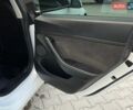 Белый Тесла Модель 3, объемом двигателя 0 л и пробегом 264 тыс. км за 14800 $, фото 16 на Automoto.ua