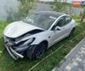 Белый Тесла Модель 3, объемом двигателя 0 л и пробегом 147 тыс. км за 12000 $, фото 1 на Automoto.ua