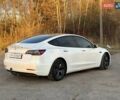 Білий Тесла Модель 3, об'ємом двигуна 0 л та пробігом 88 тис. км за 20950 $, фото 9 на Automoto.ua