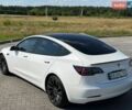 Білий Тесла Модель 3, об'ємом двигуна 0 л та пробігом 118 тис. км за 24900 $, фото 8 на Automoto.ua