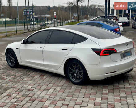 Білий Тесла Модель 3, об'ємом двигуна 0 л та пробігом 84 тис. км за 18300 $, фото 7 на Automoto.ua