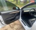 Белый Тесла Модель 3, объемом двигателя 0 л и пробегом 56 тыс. км за 18500 $, фото 16 на Automoto.ua