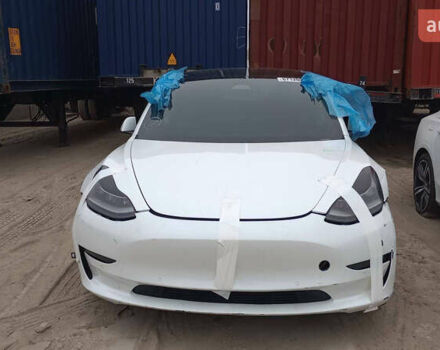 Белый Тесла Модель 3, объемом двигателя 0 л и пробегом 60 тыс. км за 19000 $, фото 19 на Automoto.ua