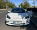 Белый Тесла Модель 3, объемом двигателя 0 л и пробегом 80 тыс. км за 25000 $, фото 7 на Automoto.ua