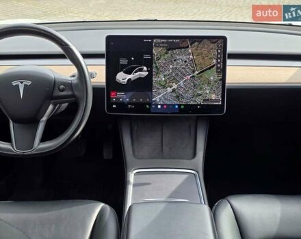 Білий Тесла Модель 3, об'ємом двигуна 0 л та пробігом 91 тис. км за 22999 $, фото 18 на Automoto.ua