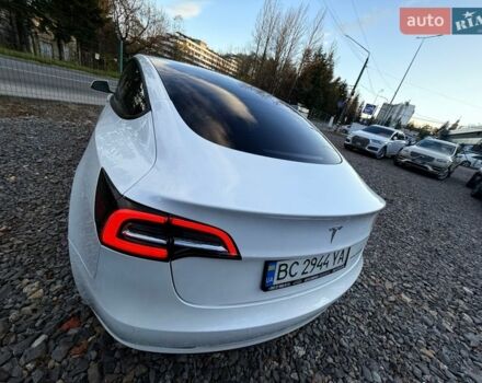 Білий Тесла Модель 3, об'ємом двигуна 0 л та пробігом 100 тис. км за 20799 $, фото 60 на Automoto.ua