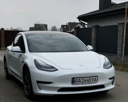 Білий Тесла Модель 3, об'ємом двигуна 0 л та пробігом 3 тис. км за 24000 $, фото 2 на Automoto.ua