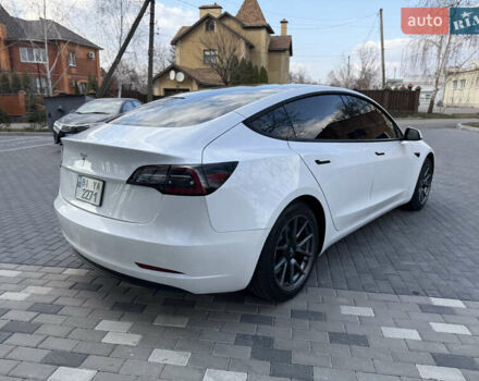 Белый Тесла Модель 3, объемом двигателя 0 л и пробегом 37 тыс. км за 19999 $, фото 48 на Automoto.ua