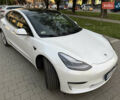Білий Тесла Модель 3, об'ємом двигуна 0 л та пробігом 79 тис. км за 22300 $, фото 3 на Automoto.ua