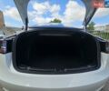 Белый Тесла Модель 3, объемом двигателя 0 л и пробегом 56 тыс. км за 22000 $, фото 7 на Automoto.ua