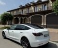 Белый Тесла Модель 3, объемом двигателя 0 л и пробегом 79 тыс. км за 21500 $, фото 6 на Automoto.ua