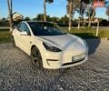 Білий Тесла Модель 3, об'ємом двигуна 0 л та пробігом 100 тис. км за 21999 $, фото 2 на Automoto.ua
