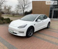 Білий Тесла Модель 3, об'ємом двигуна 0 л та пробігом 45 тис. км за 27500 $, фото 21 на Automoto.ua