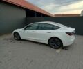 Білий Тесла Модель 3, об'ємом двигуна 0 л та пробігом 120 тис. км за 16900 $, фото 3 на Automoto.ua