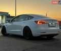 Белый Тесла Модель 3, объемом двигателя 0 л и пробегом 68 тыс. км за 16999 $, фото 10 на Automoto.ua