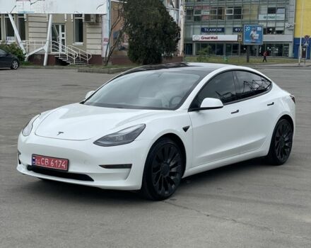 Білий Тесла Модель 3, об'ємом двигуна 0 л та пробігом 38 тис. км за 21900 $, фото 2 на Automoto.ua