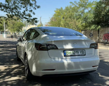 Белый Тесла Модель 3, объемом двигателя 0 л и пробегом 201 тыс. км за 17500 $, фото 4 на Automoto.ua