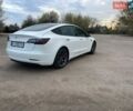 Белый Тесла Модель 3, объемом двигателя 0 л и пробегом 180 тыс. км за 15900 $, фото 2 на Automoto.ua
