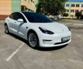 Белый Тесла Модель 3, объемом двигателя 0 л и пробегом 129 тыс. км за 21500 $, фото 1 на Automoto.ua