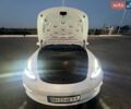 Белый Тесла Модель 3, объемом двигателя 0 л и пробегом 68 тыс. км за 16999 $, фото 13 на Automoto.ua