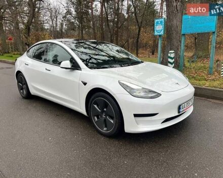 Білий Тесла Модель 3, об'ємом двигуна 0 л та пробігом 154 тис. км за 13999 $, фото 1 на Automoto.ua