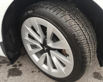 Белый Тесла Модель 3, объемом двигателя 0 л и пробегом 164 тыс. км за 19900 $, фото 5 на Automoto.ua