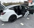 Білий Тесла Модель 3, об'ємом двигуна 0 л та пробігом 139 тис. км за 20999 $, фото 3 на Automoto.ua