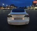 Белый Тесла Модель 3, объемом двигателя 0 л и пробегом 95 тыс. км за 18500 $, фото 1 на Automoto.ua