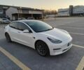 Белый Тесла Модель 3, объемом двигателя 0 л и пробегом 80 тыс. км за 18500 $, фото 4 на Automoto.ua