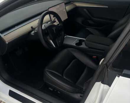 Білий Тесла Модель 3, об'ємом двигуна 0 л та пробігом 145 тис. км за 16500 $, фото 14 на Automoto.ua