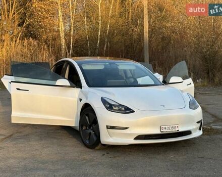 Білий Тесла Модель 3, об'ємом двигуна 0 л та пробігом 88 тис. км за 20950 $, фото 24 на Automoto.ua