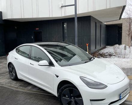 Белый Тесла Модель 3, объемом двигателя 0 л и пробегом 145 тыс. км за 20500 $, фото 5 на Automoto.ua