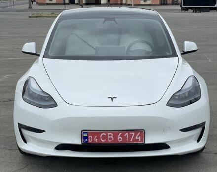 Білий Тесла Модель 3, об'ємом двигуна 0 л та пробігом 38 тис. км за 21900 $, фото 1 на Automoto.ua