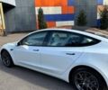 Белый Тесла Модель 3, объемом двигателя 0 л и пробегом 80 тыс. км за 20600 $, фото 16 на Automoto.ua