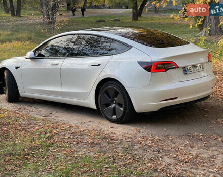 Тесла Модель 3 2021 в Днепре (Днепропетровске) на Automoto.ua Белый Тесла Модель 3, объемом двигателя 0 л и пробегом 131 тыс. км за 21500 $, фото 6 на Automoto.ua