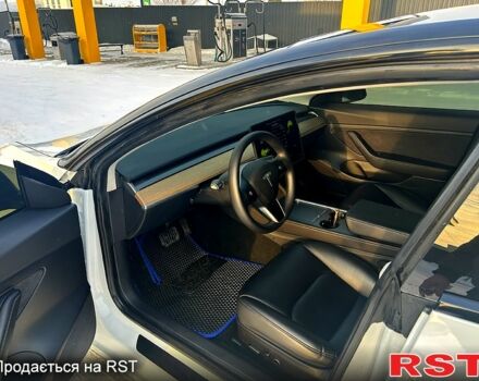 Білий Тесла Модель 3, об'ємом двигуна 0 л та пробігом 6500 тис. км за 16800 $, фото 6 на Automoto.ua