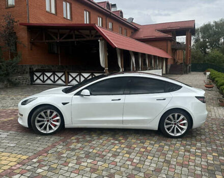 Білий Тесла Модель 3, об'ємом двигуна 0 л та пробігом 82 тис. км за 24000 $, фото 6 на Automoto.ua