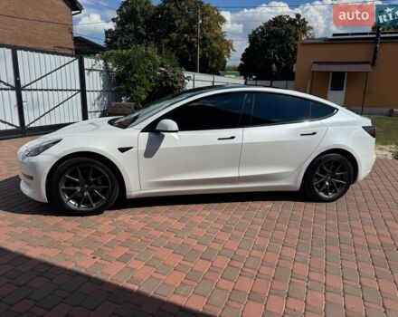 Белый Тесла Модель 3, объемом двигателя 0 л и пробегом 187 тыс. км за 15700 $, фото 1 на Automoto.ua