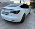 Білий Тесла Модель 3, об'ємом двигуна 0 л та пробігом 51 тис. км за 24999 $, фото 4 на Automoto.ua