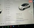 Білий Тесла Модель 3, об'ємом двигуна 0 л та пробігом 58 тис. км за 26999 $, фото 10 на Automoto.ua