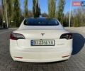 Белый Тесла Модель 3, объемом двигателя 0 л и пробегом 37 тыс. км за 22999 $, фото 4 на Automoto.ua