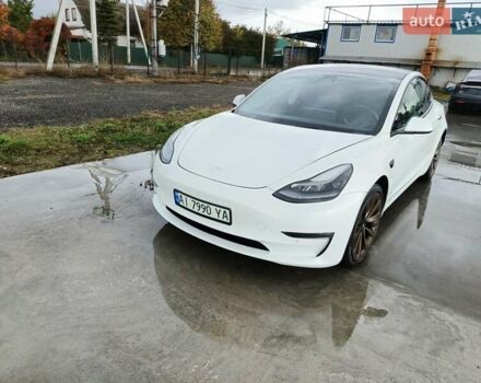 Білий Тесла Модель 3, об'ємом двигуна 0 л та пробігом 80 тис. км за 18999 $, фото 4 на Automoto.ua