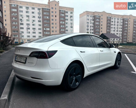 Тесла Модель 3 2021 в Днепре (Днепропетровске) на Automoto.ua Белый Тесла Модель 3, объемом двигателя 0 л и пробегом 38 тыс. км за 22000 $, фото 6 на Automoto.ua