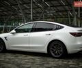 Білий Тесла Модель 3, об'ємом двигуна 0 л та пробігом 39 тис. км за 21500 $, фото 2 на Automoto.ua