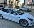 Белый Тесла Модель 3, объемом двигателя 0 л и пробегом 117 тыс. км за 18888 $, фото 3 на Automoto.ua