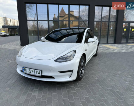 Белый Тесла Модель 3, объемом двигателя 0 л и пробегом 37 тыс. км за 19999 $, фото 8 на Automoto.ua