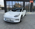 Белый Тесла Модель 3, объемом двигателя 0 л и пробегом 37 тыс. км за 19999 $, фото 8 на Automoto.ua
